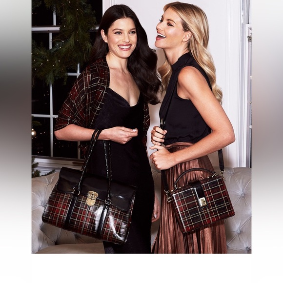 Tartan plaid wrap by Patricia Nash, lightweight oversized scarf with fringe - Picture 8 of 8